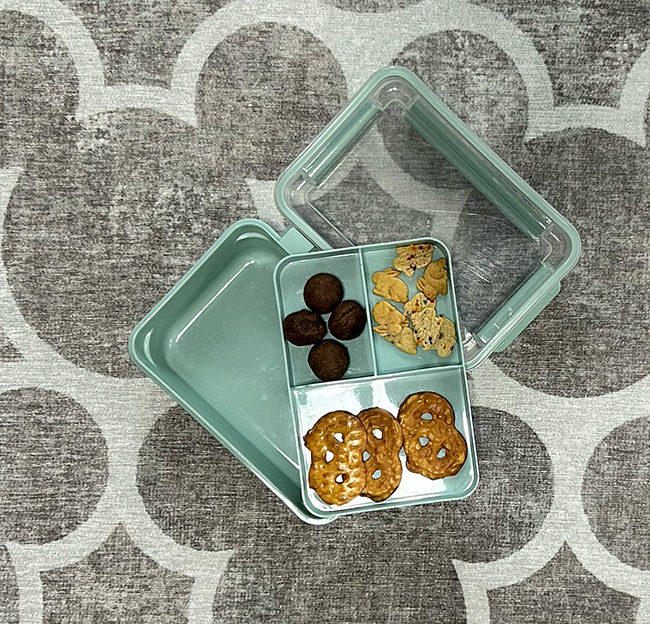 child's snack box